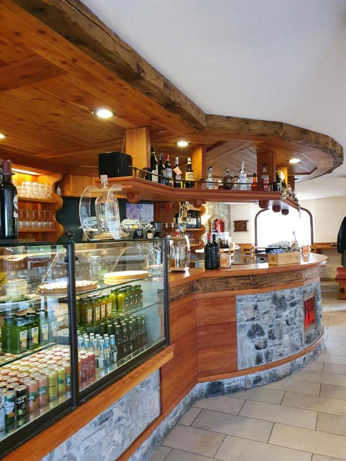 Rifugio Campelli Hotel Barzio Bagian luar foto